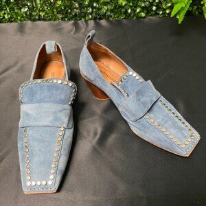 short blue heel	8	Jeffrey Campbell